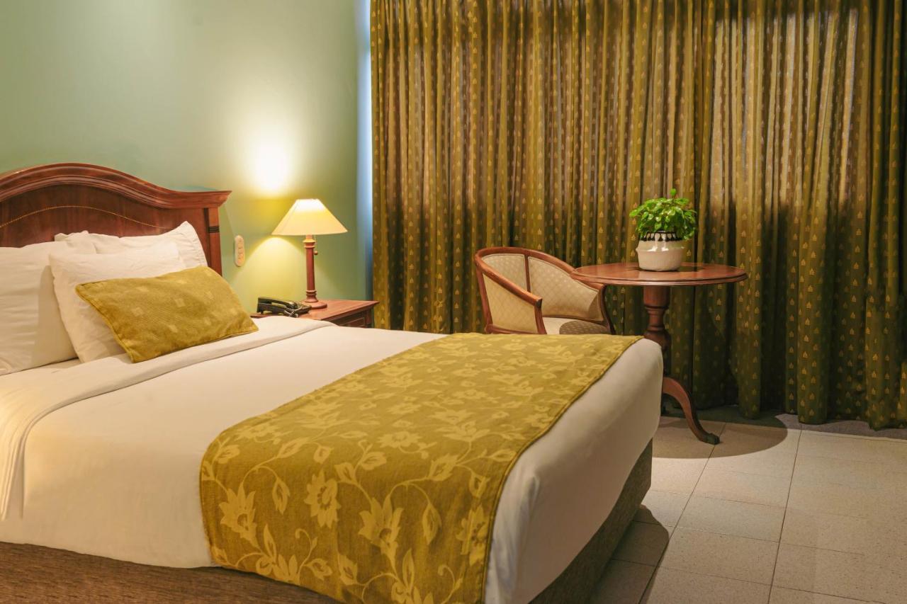 Hotel Faranda Express Puerta Del Sol Barranquilla, A Member Of Radisson Individuals Exterior foto