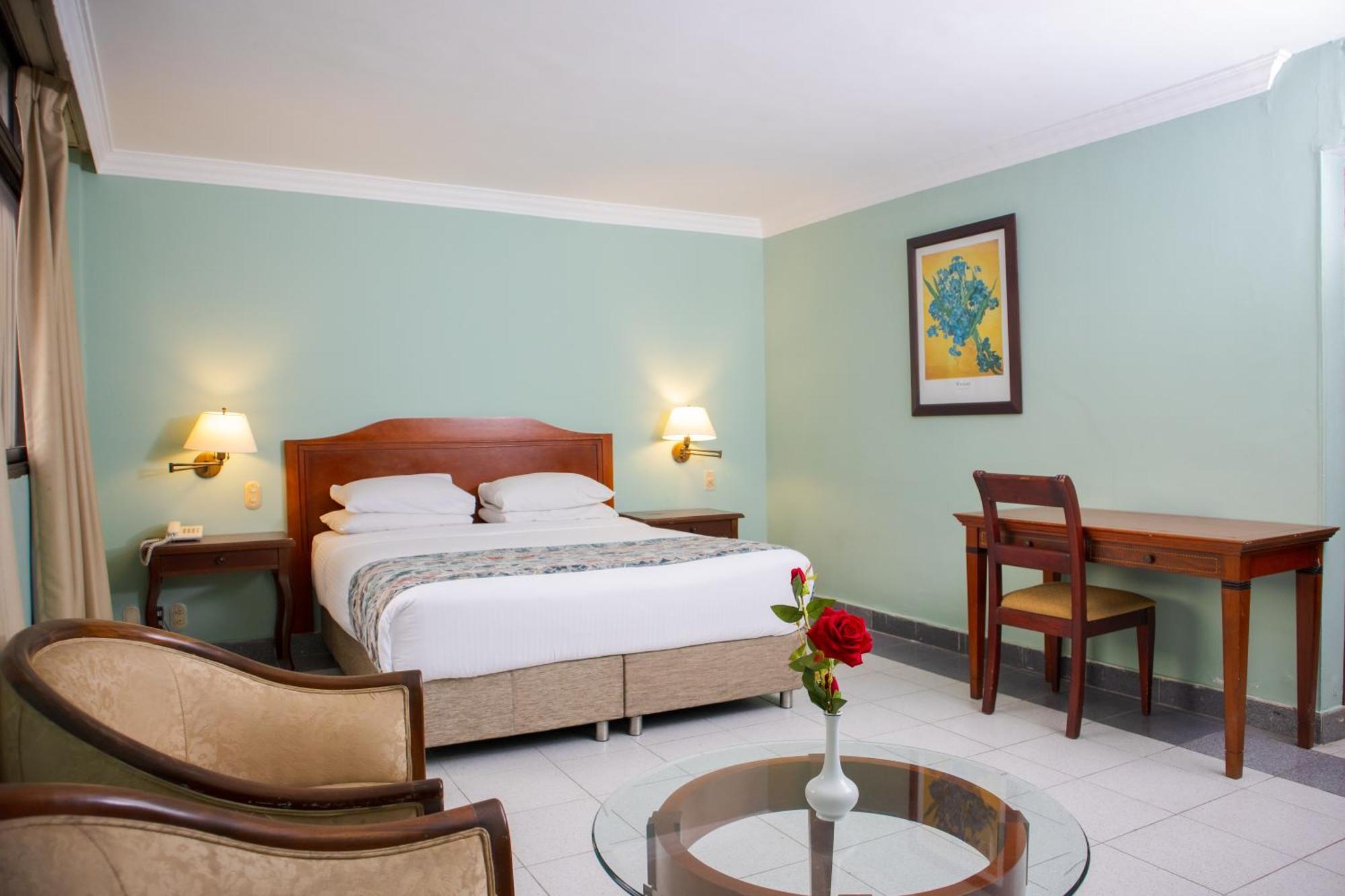 Hotel Faranda Express Puerta Del Sol Barranquilla, A Member Of Radisson Individuals Exterior foto