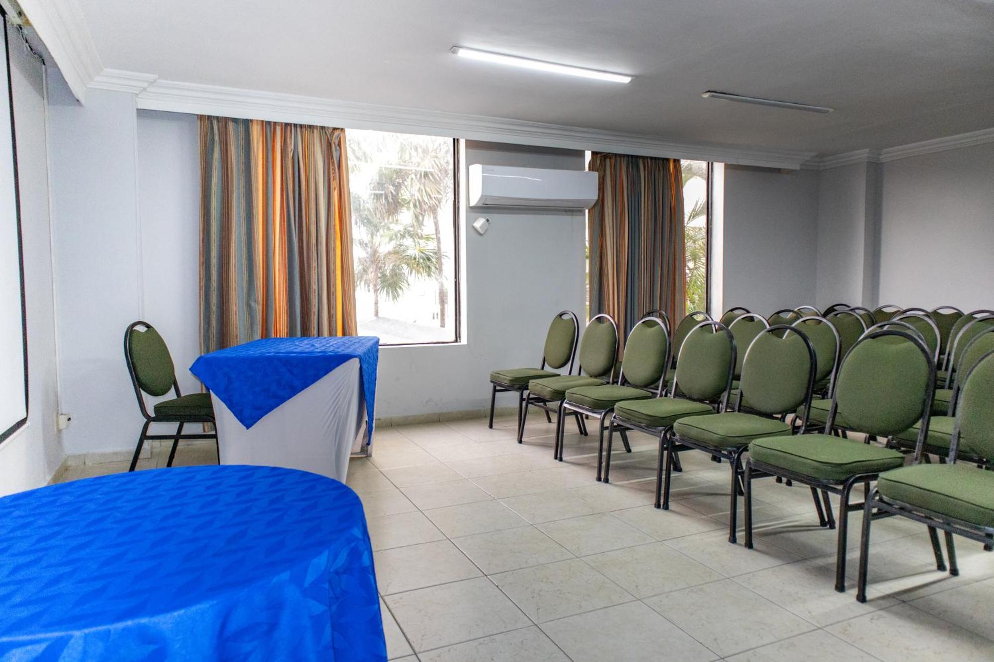 Hotel Faranda Express Puerta Del Sol Barranquilla, A Member Of Radisson Individuals Exterior foto